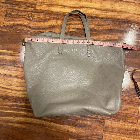 Cuyana Classic Leather Tote Bag Shoulder Carry Shopper Stone Gray - Picture 9 of 11